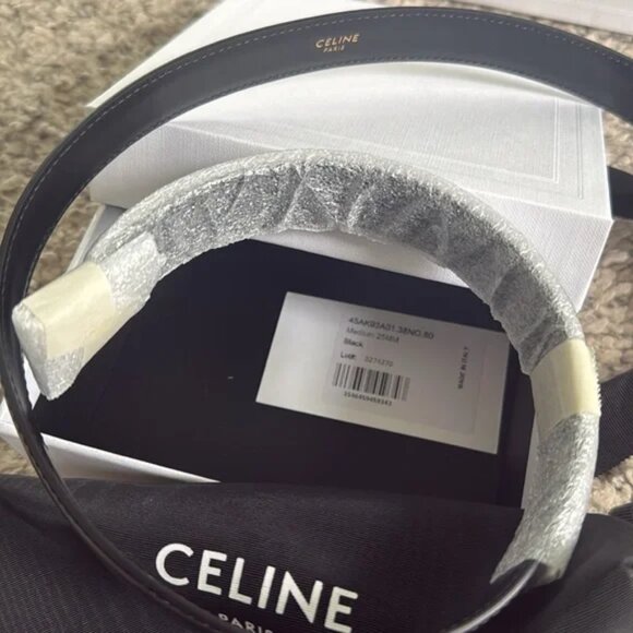 🖤✨Celine✨🖤 Black Leather Belt with Gold Buckle - Picture 7 of 10